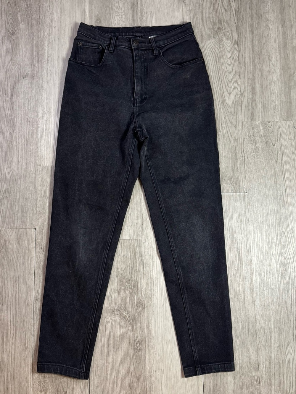 Vintage Jordache Women’s High Rise Black Denim Tapered Leg Mom Jeans 90’s Sz 10.